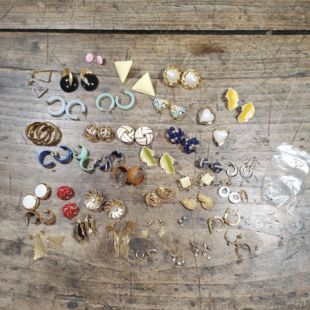 Huge Lot Vintage Earrings Clip On Pierced Modern Beads Hoops Jewelry Estate